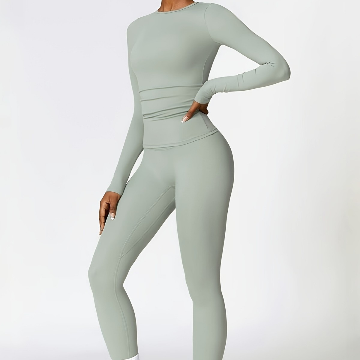 Tuta da yoga aderente a manich - Yoga Fitness Usa recensione e prezzo
