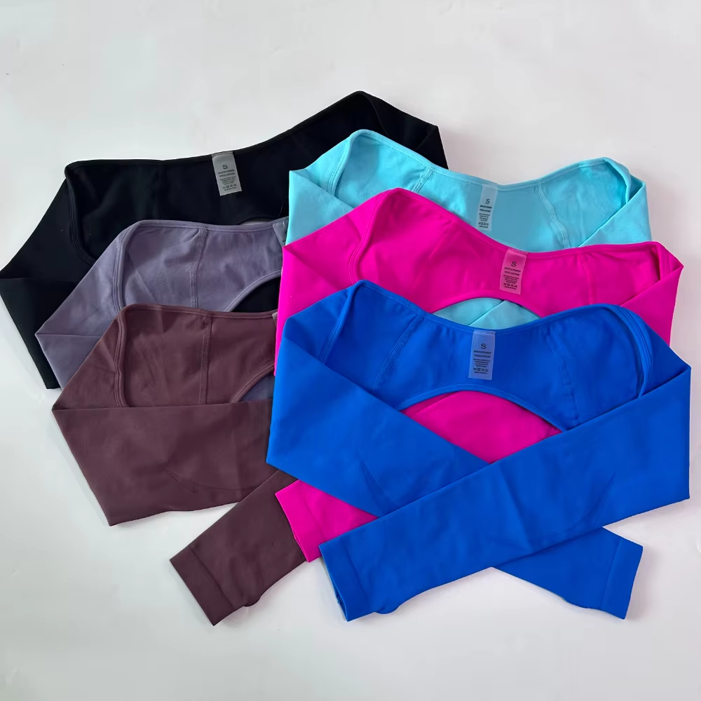 Completo Sportivo da Donna ad  - Yoga Y Fitness recensione e prezzo